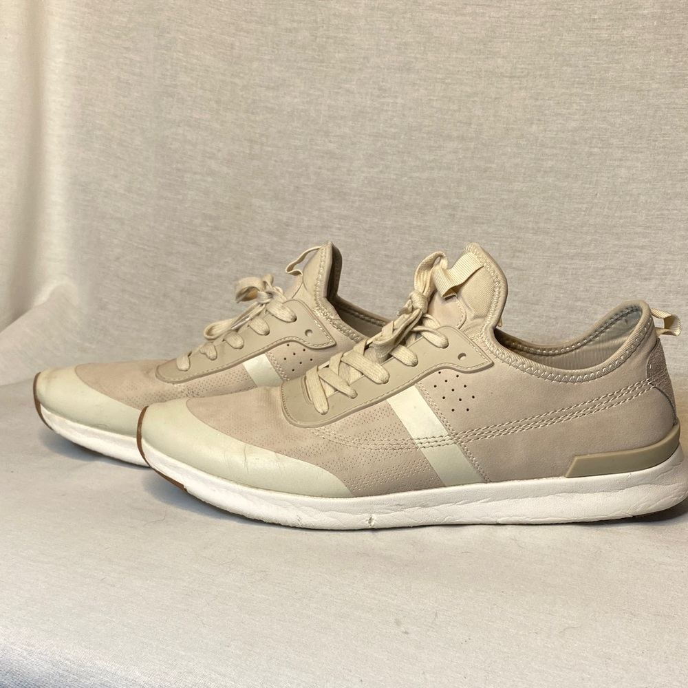 Steve Madden Berlin perforated sneakers in sand color